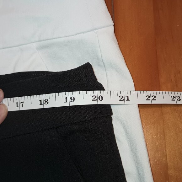 Time and Tru Size XXL Black and White Shorts Includes 2 pairs - Picture 4 of 10